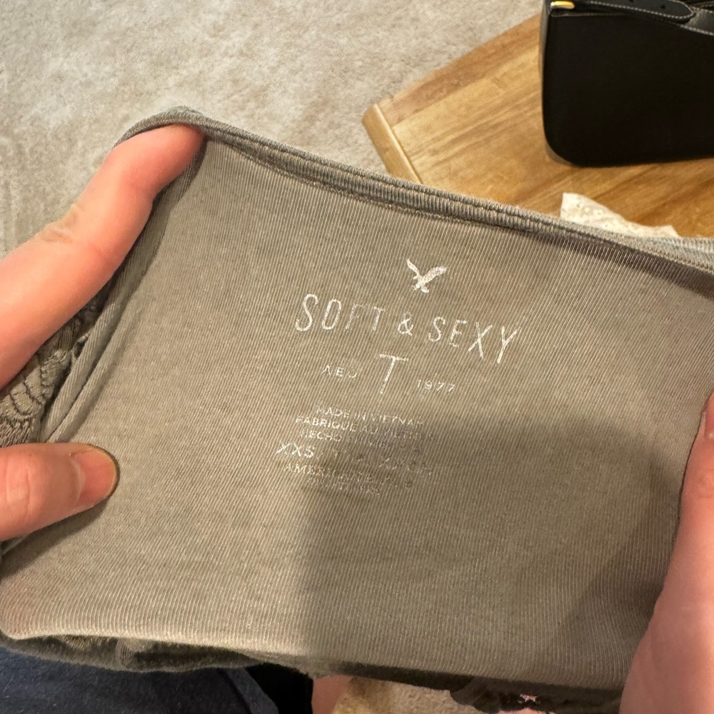 AE Soft Tee - Picture 4 of 4